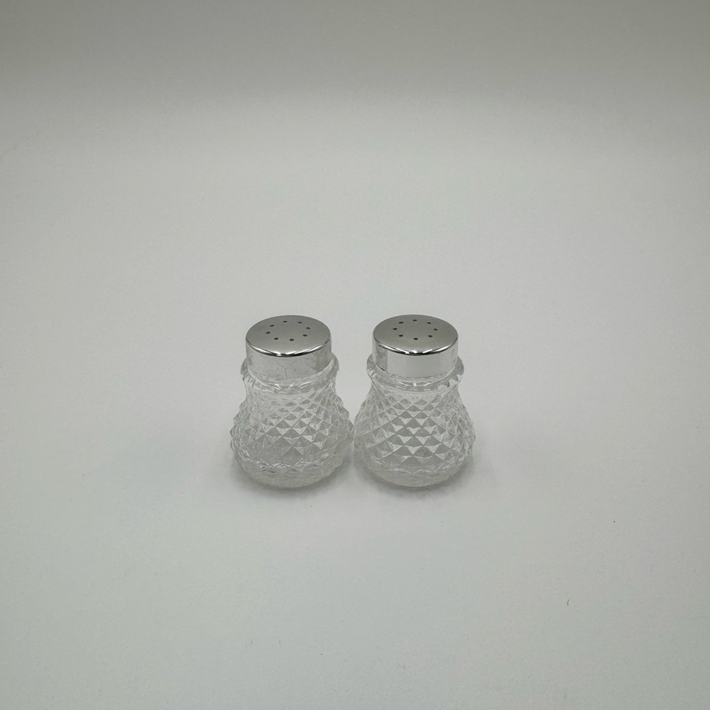 VTG Diamond Hobnail Glass Sm Salt & Pepper Shakers